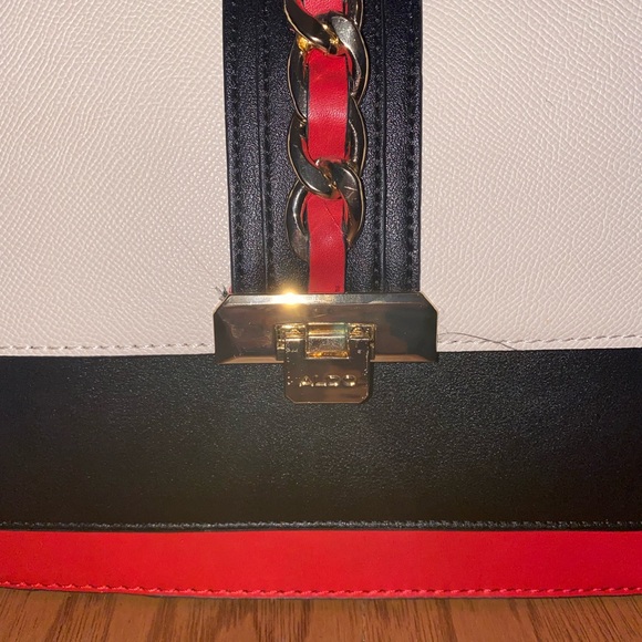 ⭕️SOLD⭕️ Aldo purse - Picture 5 of 5